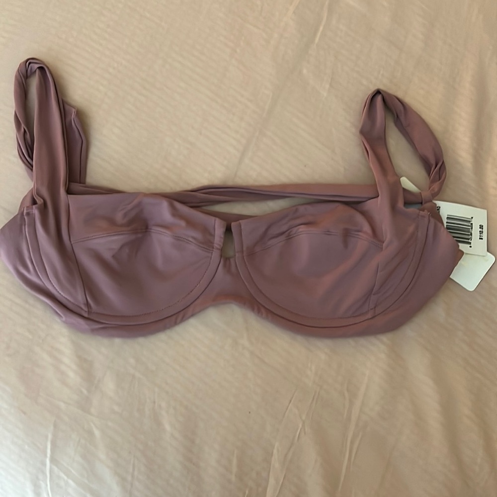 L space Camilla top NWT size D